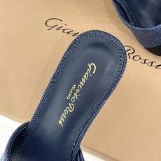 Gianvito Rossi 26WF新品一字带蝴蝶结平底拖鞋缎面蝴蝶结轻落足尖一字带勾勒纤细脚踝圆头剪 Gianvito Rossi 26WF新品一字带蝴蝶结平底拖鞋缎面蝴蝶结轻落足尖一字带勾勒纤细脚踝圆头剪