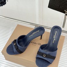 Gianvito Rossi 26WF新品一字带蝴蝶结平底拖鞋缎面蝴蝶结轻落足尖一字带勾勒纤细脚踝圆头剪 Gianvito Rossi 26WF新品一字带蝴蝶结平底拖鞋缎面蝴蝶结轻落足尖一字带勾勒纤细脚踝圆头剪