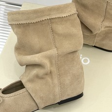 Unfolio 26WF新品复古蝴蝶结堆堆靴凉靴26WF秋冬限定绝美登场复古蝴蝶结缀于靴筒侧边软韧头层牛 Unfolio 26WF新品复古蝴蝶结堆堆靴凉靴26WF秋冬限定绝美登场复古蝴蝶结缀于靴筒侧边软韧头层牛