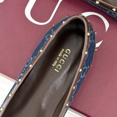 Gucci/古驰26WF新品老花马衔扣饰铆钉尖头平底鞋芭蕾舞鞋26WF秋冬限定款惊艳登场经典GG老花铺满 Gucci/古驰26WF新品老花马衔扣饰铆钉尖头平底鞋芭蕾舞鞋26WF秋冬限定款惊艳登场经典GG老花铺满