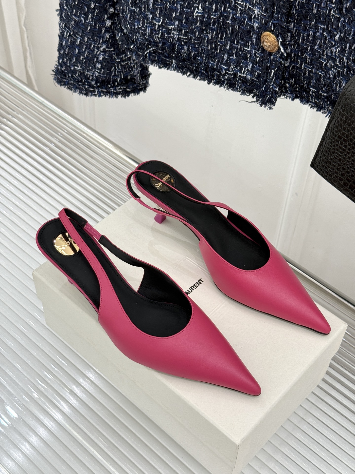 （配原版飞机盒）Saint Laurent /圣罗兰26WF新品极简尖头后空猫跟凉鞋清冷入骨的高级感天花