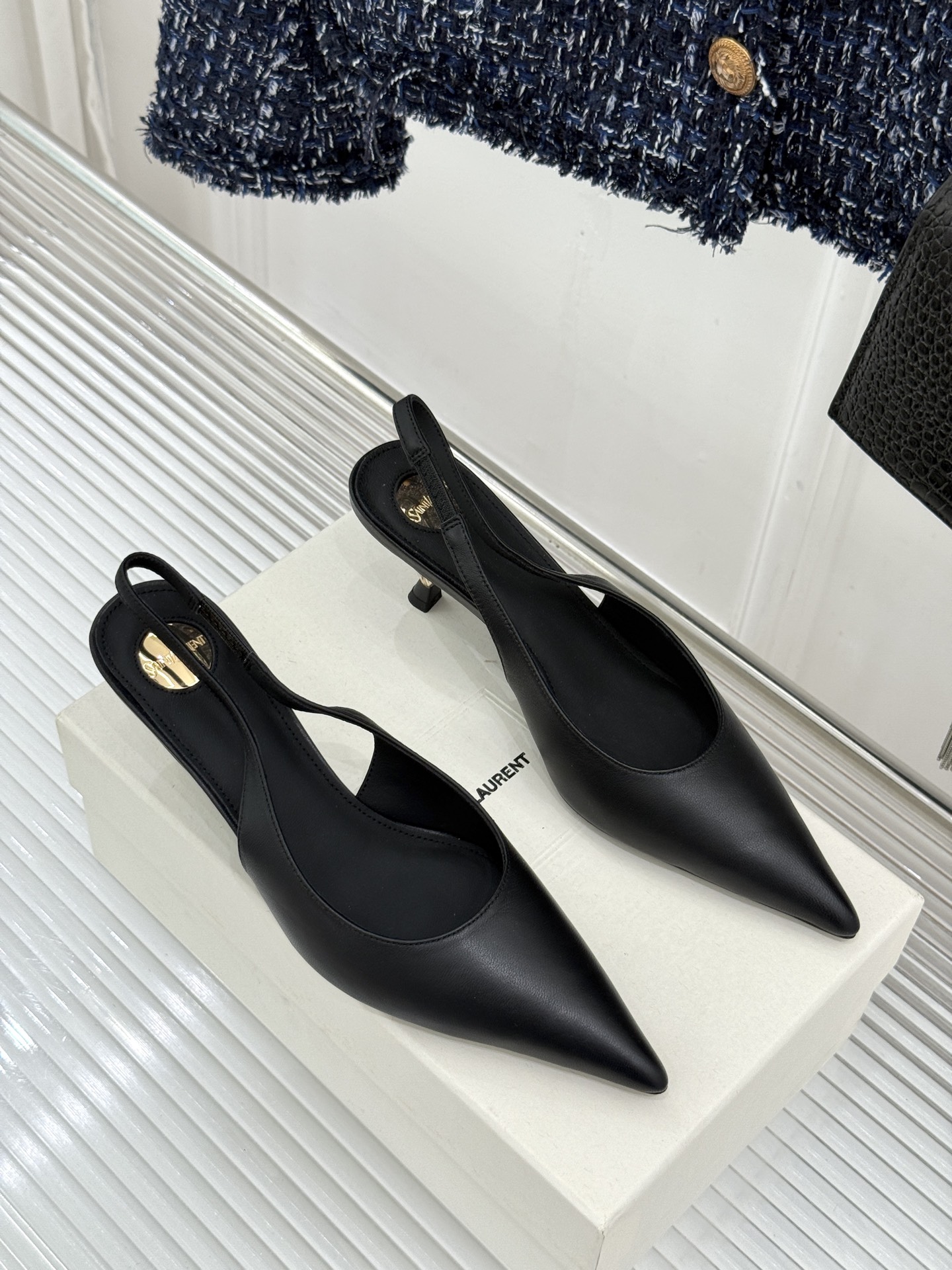 （配原版飞机盒）Saint Laurent /圣罗兰26WF新品极简尖头后空猫跟凉鞋清冷入骨的高级感天花