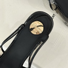 (配原版飞机盒)Saint Laurent /圣罗兰26WF新品胶片尖头后空猫跟凉鞋把暗夜电影感穿在脚上 (配原版飞机盒)Saint Laurent /圣罗兰26WF新品胶片尖头后空猫跟凉鞋把暗夜电影感穿在脚上