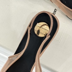 (配原版飞机盒)Saint Laurent /圣罗兰26WF新品胶片尖头后空猫跟凉鞋把暗夜电影感穿在脚上 (配原版飞机盒)Saint Laurent /圣罗兰26WF新品胶片尖头后空猫跟凉鞋把暗夜电影感穿在脚上