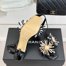 CHANE*|小香26A新品米兰走秀with 莫奈花园高跟凉鞋把春日油画穿在足尖米兰秀场惊艳神作莫奈睡莲 CHANE*|小香26A新品米兰走秀with 莫奈花园高跟凉鞋把春日油画穿在足尖米兰秀场惊艳神作莫奈睡莲