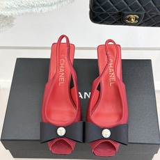 CHANE*|小香26A新品双C珍珠蝴蝶结鱼嘴高跟凉鞋把温柔贵气焊在足尖26A早春封神级绝美单品双C珍珠 CHANE*|小香26A新品双C珍珠蝴蝶结鱼嘴高跟凉鞋把温柔贵气焊在足尖26A早春封神级绝美单品双C珍珠
