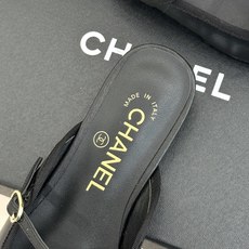CHANE*|小香26A新品双C猪鼻子蝴蝶结平底玛丽珍鞋把少女优雅焊在脚上26A早春限定神仙单品双C猪鼻 CHANE*|小香26A新品双C猪鼻子蝴蝶结平底玛丽珍鞋把少女优雅焊在脚上26A早春限定神仙单品双C猪鼻