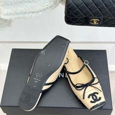 CHANE*|小香26A新品双C猪鼻子蝴蝶结平底玛丽珍鞋把少女优雅焊在脚上26A早春限定神仙单品双C猪鼻 CHANE*|小香26A新品双C猪鼻子蝴蝶结平底玛丽珍鞋把少女优雅焊在脚上26A早春限定神仙单品双C猪鼻