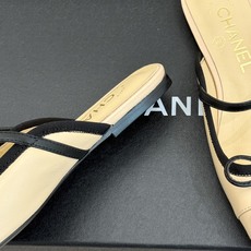 CHANE*|小香26A新品双C猪鼻子蝴蝶结平底玛丽珍鞋把少女优雅焊在脚上26A早春限定神仙单品双C猪鼻 CHANE*|小香26A新品双C猪鼻子蝴蝶结平底玛丽珍鞋把少女优雅焊在脚上26A早春限定神仙单品双C猪鼻