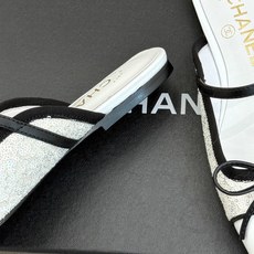 CHANE*|小香26A新品双C猪鼻子蝴蝶结平底玛丽珍鞋把少女优雅焊在脚上26A早春限定神仙单品双C猪鼻 CHANE*|小香26A新品双C猪鼻子蝴蝶结平底玛丽珍鞋把少女优雅焊在脚上26A早春限定神仙单品双C猪鼻