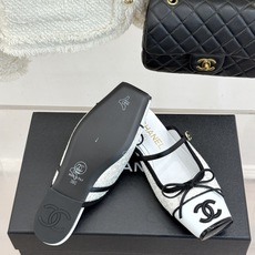 CHANE*|小香26A新品双C猪鼻子蝴蝶结平底玛丽珍鞋把少女优雅焊在脚上26A早春限定神仙单品双C猪鼻 CHANE*|小香26A新品双C猪鼻子蝴蝶结平底玛丽珍鞋把少女优雅焊在脚上26A早春限定神仙单品双C猪鼻