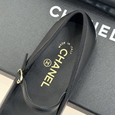 CHANE*|小香26A新品双C猪鼻子蝴蝶结平底玛丽珍鞋把少女优雅焊在脚上26A早春限定神仙单品双C猪鼻 CHANE*|小香26A新品双C猪鼻子蝴蝶结平底玛丽珍鞋把少女优雅焊在脚上26A早春限定神仙单品双C猪鼻