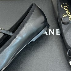 CHANE*|小香26A新品双C猪鼻子蝴蝶结平底玛丽珍鞋把少女优雅焊在脚上26A早春限定神仙单品双C猪鼻 CHANE*|小香26A新品双C猪鼻子蝴蝶结平底玛丽珍鞋把少女优雅焊在脚上26A早春限定神仙单品双C猪鼻