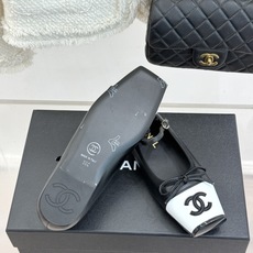 CHANE*|小香26A新品双C猪鼻子蝴蝶结平底玛丽珍鞋把少女优雅焊在脚上26A早春限定神仙单品双C猪鼻 CHANE*|小香26A新品双C猪鼻子蝴蝶结平底玛丽珍鞋把少女优雅焊在脚上26A早春限定神仙单品双C猪鼻