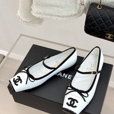 CHANE*|小香26A新品双C猪鼻子蝴蝶结平底玛丽珍鞋把少女优雅焊在脚上26A早春限定神仙单品双C猪鼻 CHANE*|小香26A新品双C猪鼻子蝴蝶结平底玛丽珍鞋把少女优雅焊在脚上26A早春限定神仙单品双C猪鼻