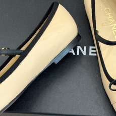 CHANE*|小香26A新品双C猪鼻子蝴蝶结平底玛丽珍鞋把少女优雅焊在脚上26A早春限定神仙单品双C猪鼻 CHANE*|小香26A新品双C猪鼻子蝴蝶结平底玛丽珍鞋把少女优雅焊在脚上26A早春限定神仙单品双C猪鼻