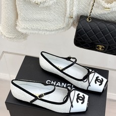 CHANE*|小香26A新品双C猪鼻子蝴蝶结平底玛丽珍鞋把少女优雅焊在脚上26A早春限定神仙单品双C猪鼻 CHANE*|小香26A新品双C猪鼻子蝴蝶结平底玛丽珍鞋把少女优雅焊在脚上26A早春限定神仙单品双C猪鼻