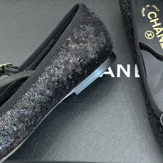 CHANE*|小香26A新品双C猪鼻子蝴蝶结平底玛丽珍鞋把少女优雅焊在脚上26A早春限定神仙单品双C猪鼻 CHANE*|小香26A新品双C猪鼻子蝴蝶结平底玛丽珍鞋把少女优雅焊在脚上26A早春限定神仙单品双C猪鼻