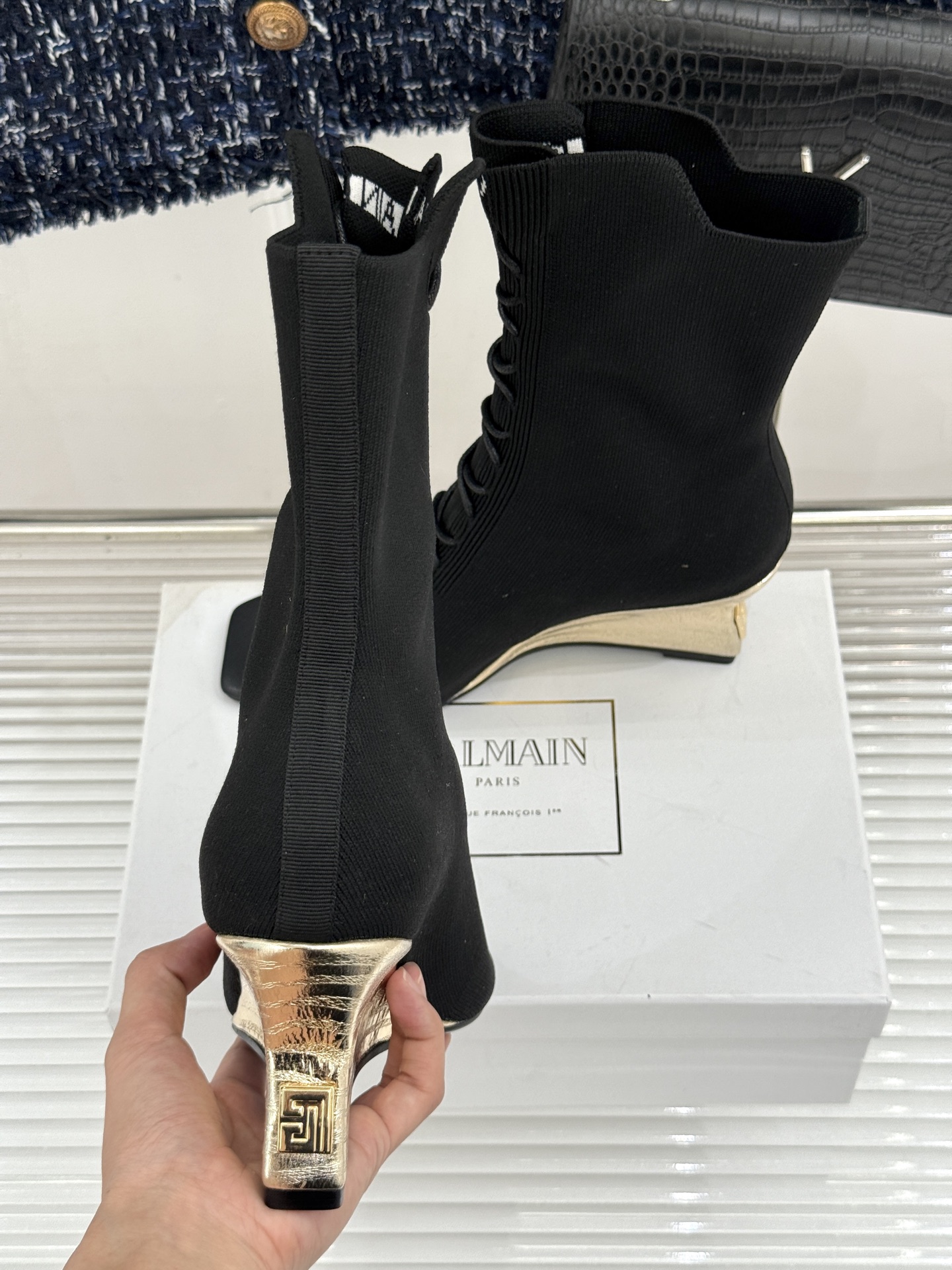 Balmain｜巴尔曼经典针织弹力坡跟方头鱼嘴袜子靴凉鞋辣妹夏日气场封神款弹力针织裹出纤直腿型方头鱼嘴克