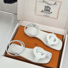 凉鞋 Hermès/爱马仕26WF新品镂空罗马猪笼猪鼻子拖鞋凉鞋罗马猪笼镂空太有腔调标志性猪鼻扣辨识度拉 凉鞋 Hermès/爱马仕26WF新品镂空罗马猪笼猪鼻子拖鞋凉鞋罗马猪笼镂空太有腔调标志性猪鼻扣辨识度拉