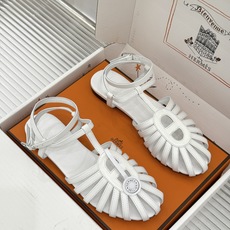 凉鞋 Hermès/爱马仕26WF新品镂空罗马猪笼猪鼻子拖鞋凉鞋罗马猪笼镂空太有腔调标志性猪鼻扣辨识度拉 凉鞋 Hermès/爱马仕26WF新品镂空罗马猪笼猪鼻子拖鞋凉鞋罗马猪笼镂空太有腔调标志性猪鼻扣辨识度拉