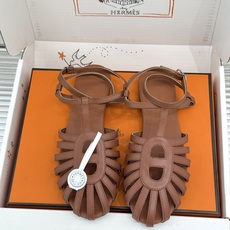 凉鞋 Hermès/爱马仕26WF新品镂空罗马猪笼猪鼻子拖鞋凉鞋罗马猪笼镂空太有腔调标志性猪鼻扣辨识度拉 凉鞋 Hermès/爱马仕26WF新品镂空罗马猪笼猪鼻子拖鞋凉鞋罗马猪笼镂空太有腔调标志性猪鼻扣辨识度拉