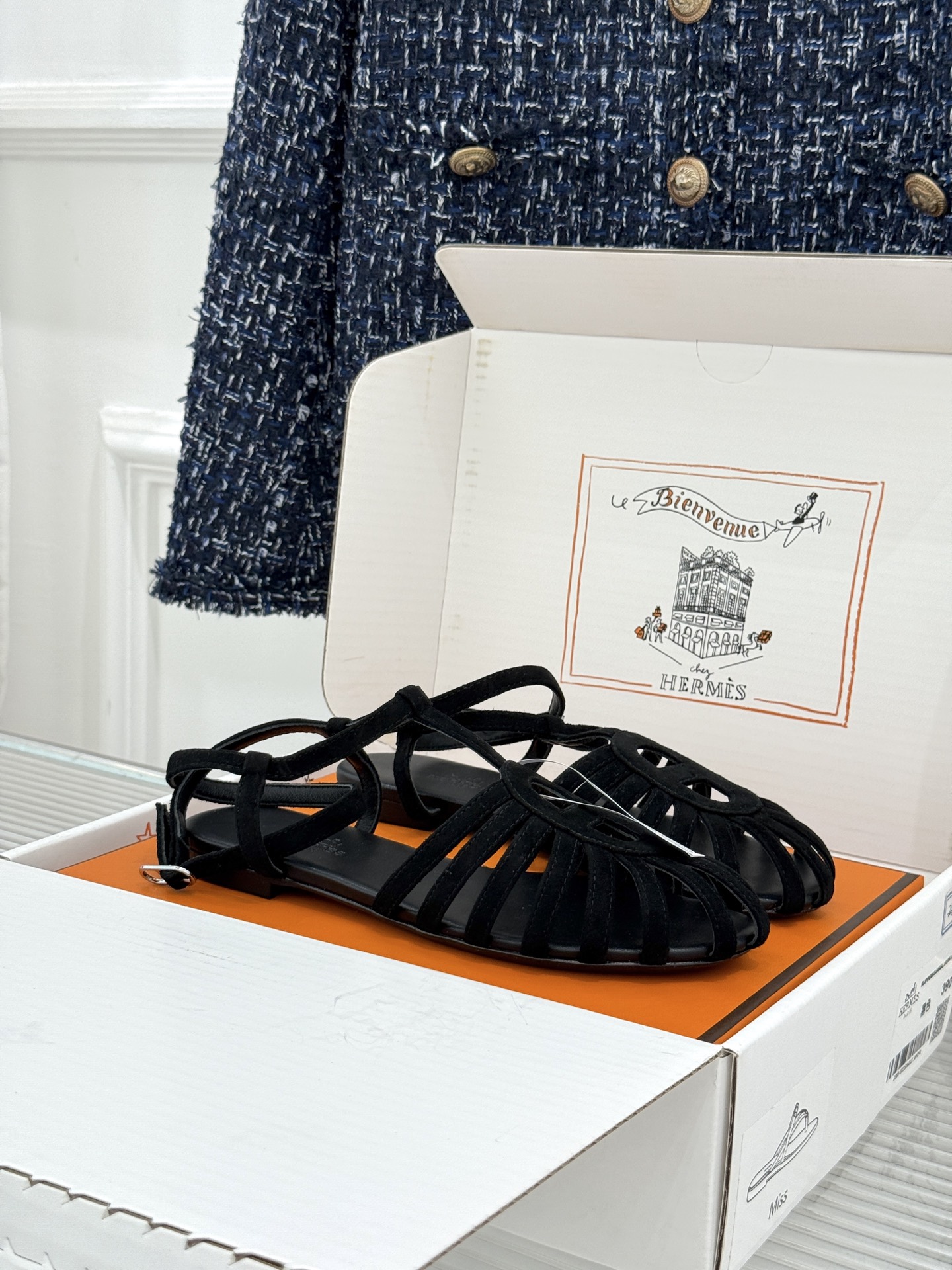凉鞋 Hermès/爱马仕26WF新品镂空罗马猪笼猪鼻子拖鞋凉鞋罗马猪笼镂空太有腔调标志性猪鼻扣辨识度拉