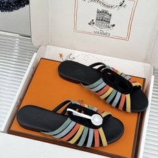 拖鞋 Hermès/爱马仕26WF新品镂空罗马猪笼猪鼻子拖鞋凉鞋罗马猪笼镂空太有腔调标志性猪鼻扣辨识度拉 拖鞋 Hermès/爱马仕26WF新品镂空罗马猪笼猪鼻子拖鞋凉鞋罗马猪笼镂空太有腔调标志性猪鼻扣辨识度拉