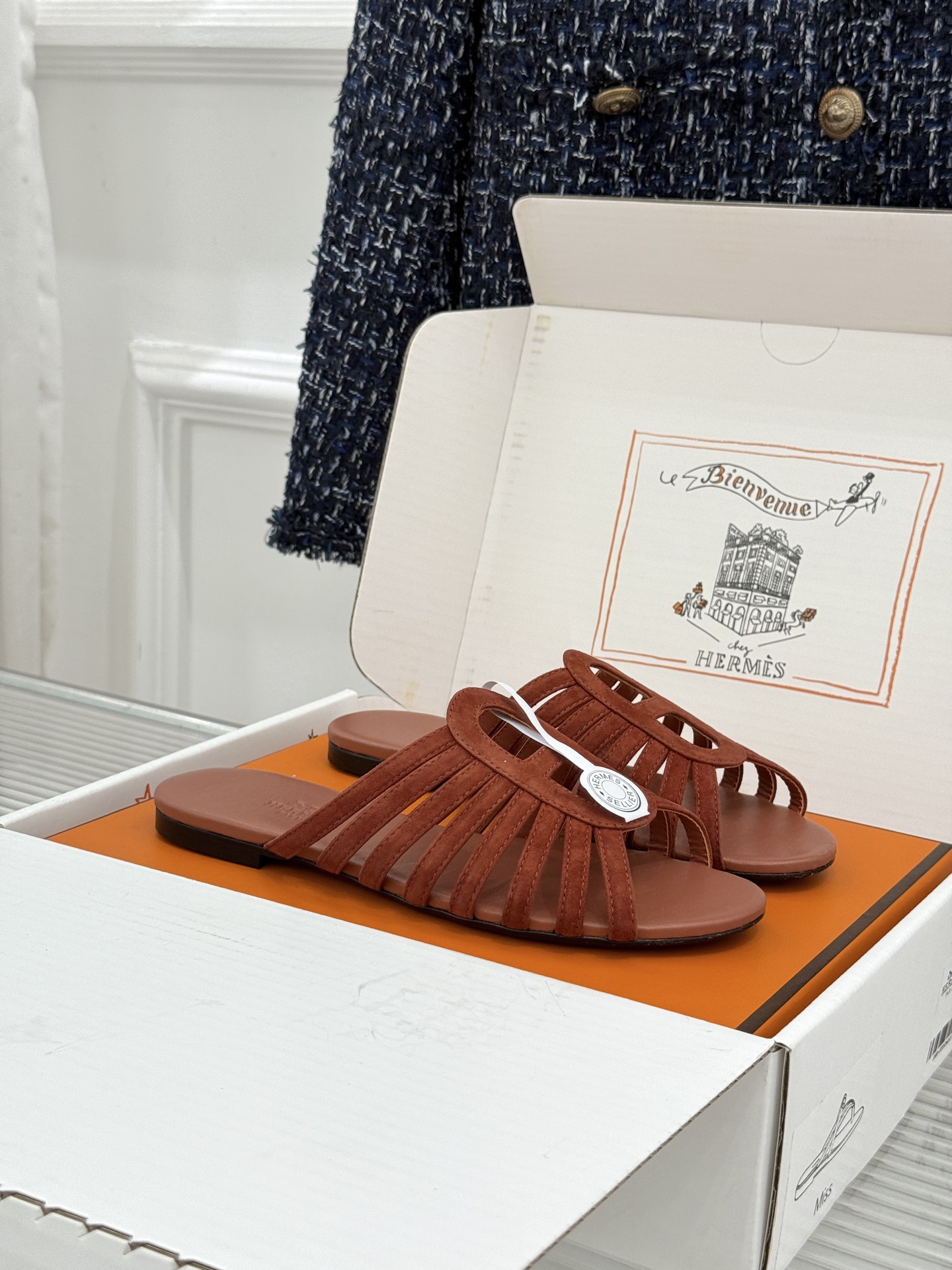 拖鞋 Hermès/爱马仕26WF新品镂空罗马猪笼猪鼻子拖鞋凉鞋罗马猪笼镂空太有腔调标志性猪鼻扣辨识度拉