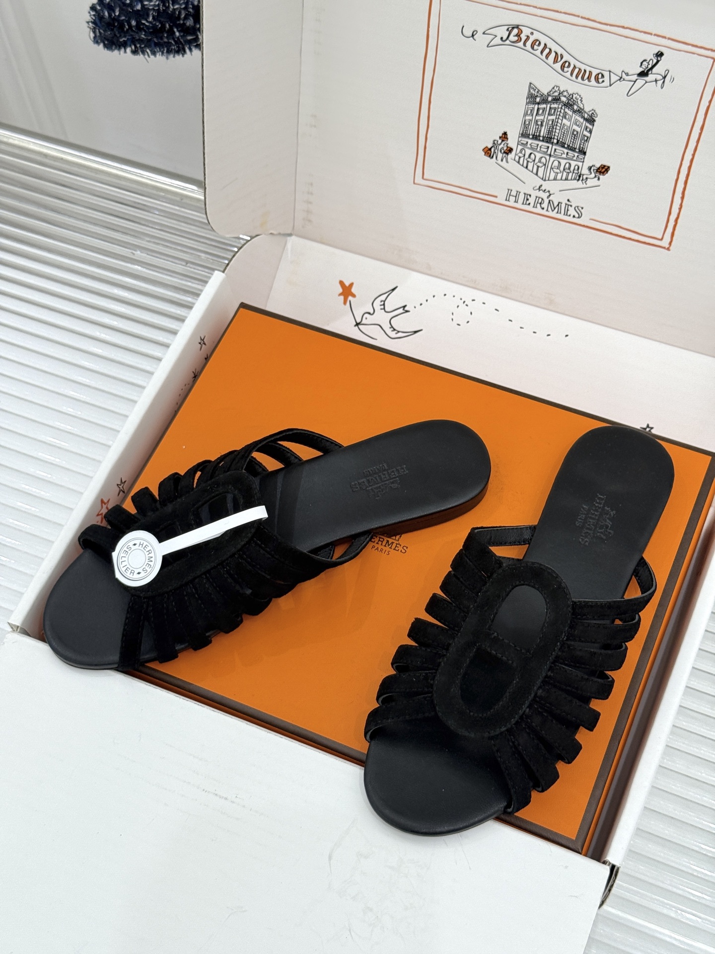 拖鞋 Hermès/爱马仕26WF新品镂空罗马猪笼猪鼻子拖鞋凉鞋罗马猪笼镂空太有腔调标志性猪鼻扣辨识度拉