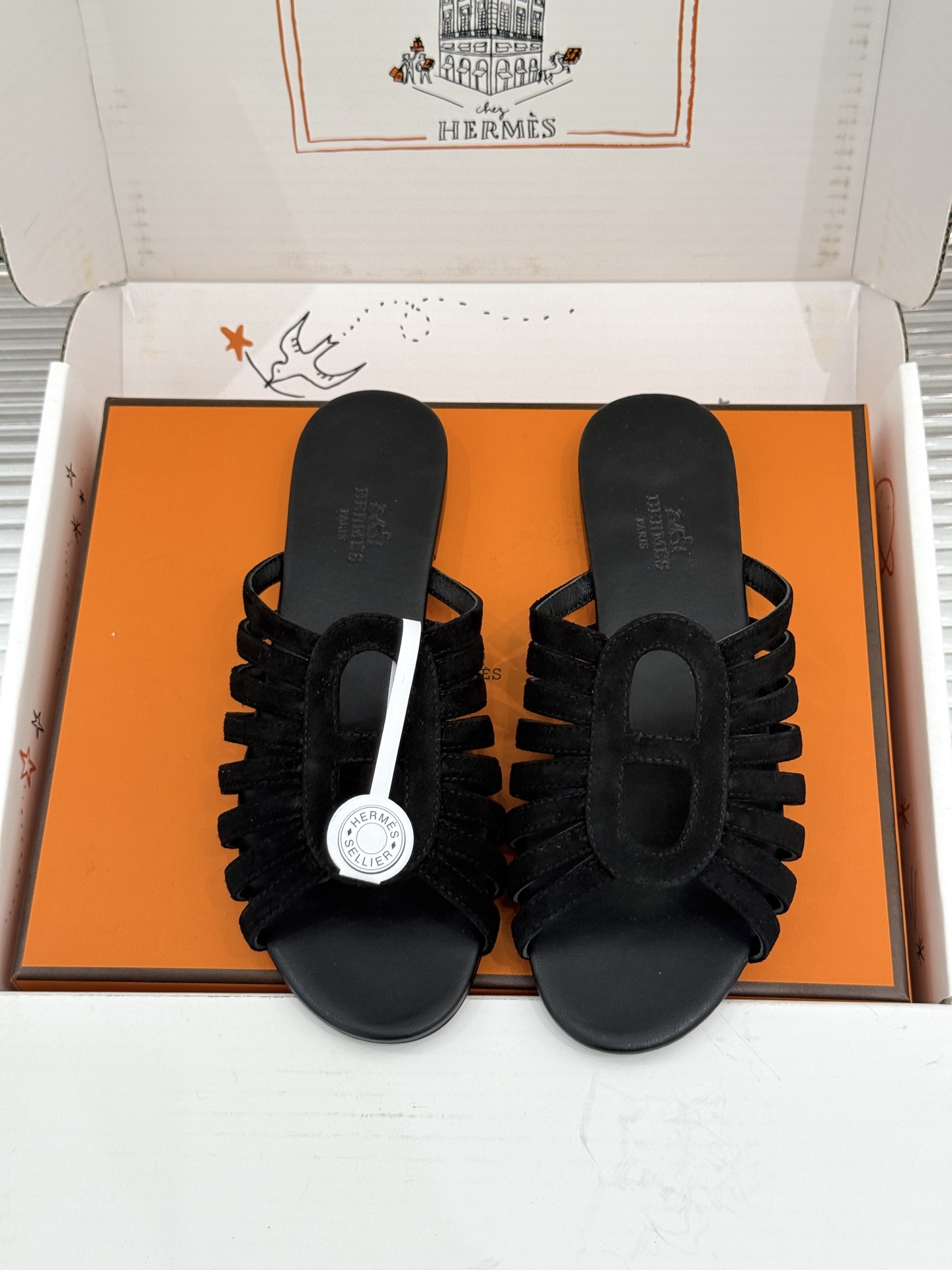 拖鞋 Hermès/爱马仕26WF新品镂空罗马猪笼猪鼻子拖鞋凉鞋罗马猪笼镂空太有腔调标志性猪鼻扣辨识度拉
