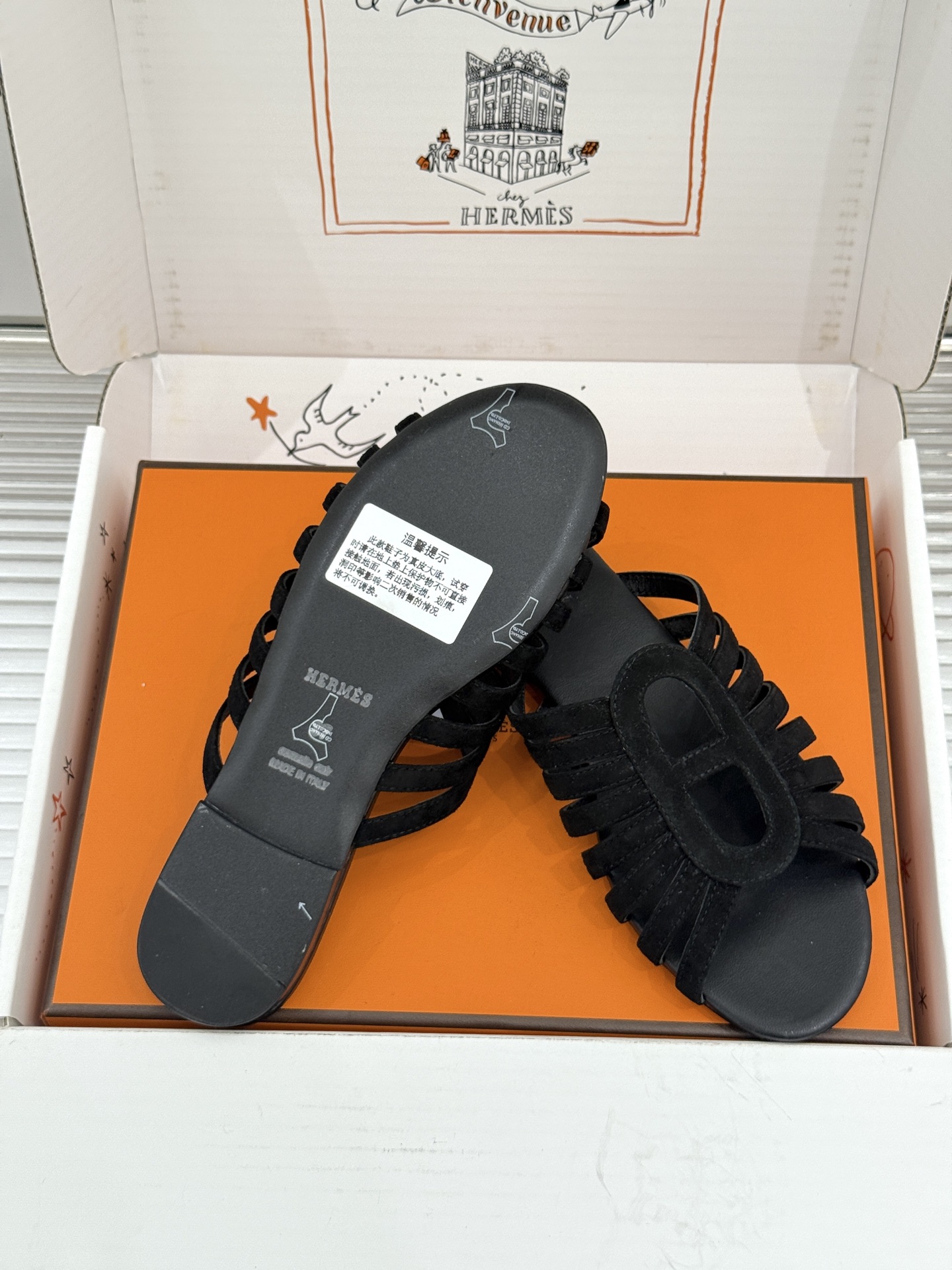 拖鞋 Hermès/爱马仕26WF新品镂空罗马猪笼猪鼻子拖鞋凉鞋罗马猪笼镂空太有腔调标志性猪鼻扣辨识度拉