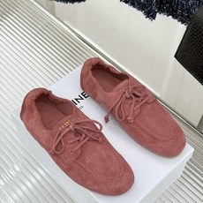 Celine/赛琳26WF新品麂皮系带小皮鞋春秋鞋柜必备百搭款经典系带配金色鞋眼柔润鞋型贴合脚面上脚秀气 Celine/赛琳26WF新品麂皮系带小皮鞋春秋鞋柜必备百搭款经典系带配金色鞋眼柔润鞋型贴合脚面上脚秀气