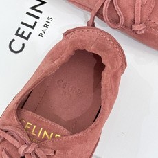 Celine/赛琳26WF新品麂皮系带小皮鞋春秋鞋柜必备百搭款经典系带配金色鞋眼柔润鞋型贴合脚面上脚秀气 Celine/赛琳26WF新品麂皮系带小皮鞋春秋鞋柜必备百搭款经典系带配金色鞋眼柔润鞋型贴合脚面上脚秀气