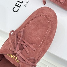 Celine/赛琳26WF新品麂皮系带小皮鞋春秋鞋柜必备百搭款经典系带配金色鞋眼柔润鞋型贴合脚面上脚秀气 Celine/赛琳26WF新品麂皮系带小皮鞋春秋鞋柜必备百搭款经典系带配金色鞋眼柔润鞋型贴合脚面上脚秀气