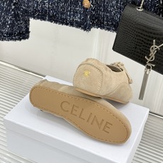Celine/赛琳26WF新品麂皮系带小皮鞋春秋鞋柜必备百搭款经典系带配金色鞋眼柔润鞋型贴合脚面上脚秀气 Celine/赛琳26WF新品麂皮系带小皮鞋春秋鞋柜必备百搭款经典系带配金色鞋眼柔润鞋型贴合脚面上脚秀气