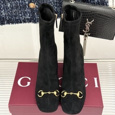 Gucci/古驰26WF新品马衔扣方头粗跟高跟弹力靴金色马衔扣缀饰鞋头利落方头修饰脚型粗高跟稳当还显腿长 Gucci/古驰26WF新品马衔扣方头粗跟高跟弹力靴金色马衔扣缀饰鞋头利落方头修饰脚型粗高跟稳当还显腿长