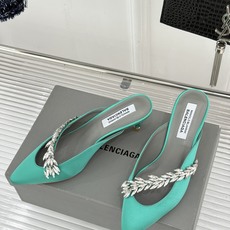 Balenciaga x Manolo Blahnik联盟款26WF新品水晶叶真丝高跟拖鞋凉鞋巴黎世家联 Balenciaga x Manolo Blahnik联盟款26WF新品水晶叶真丝高跟拖鞋凉鞋巴黎世家联