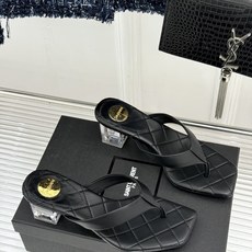 Saint Laurent /圣罗兰26WF新品透明跟夹脚粗跟方头人字拖鞋方头夹脚勾勒纤细脚型透明粗跟隐 Saint Laurent /圣罗兰26WF新品透明跟夹脚粗跟方头人字拖鞋方头夹脚勾勒纤细脚型透明粗跟隐