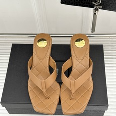 Saint Laurent /圣罗兰26WF新品透明跟夹脚粗跟方头人字拖鞋方头夹脚勾勒纤细脚型透明粗跟隐 Saint Laurent /圣罗兰26WF新品透明跟夹脚粗跟方头人字拖鞋方头夹脚勾勒纤细脚型透明粗跟隐