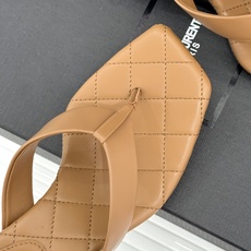 Saint Laurent /圣罗兰26WF新品透明跟夹脚粗跟方头人字拖鞋方头夹脚勾勒纤细脚型透明粗跟隐 Saint Laurent /圣罗兰26WF新品透明跟夹脚粗跟方头人字拖鞋方头夹脚勾勒纤细脚型透明粗跟隐