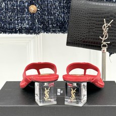 Saint Laurent /圣罗兰26WF新品透明跟夹脚粗跟方头人字拖鞋方头夹脚勾勒纤细脚型透明粗跟隐 Saint Laurent /圣罗兰26WF新品透明跟夹脚粗跟方头人字拖鞋方头夹脚勾勒纤细脚型透明粗跟隐