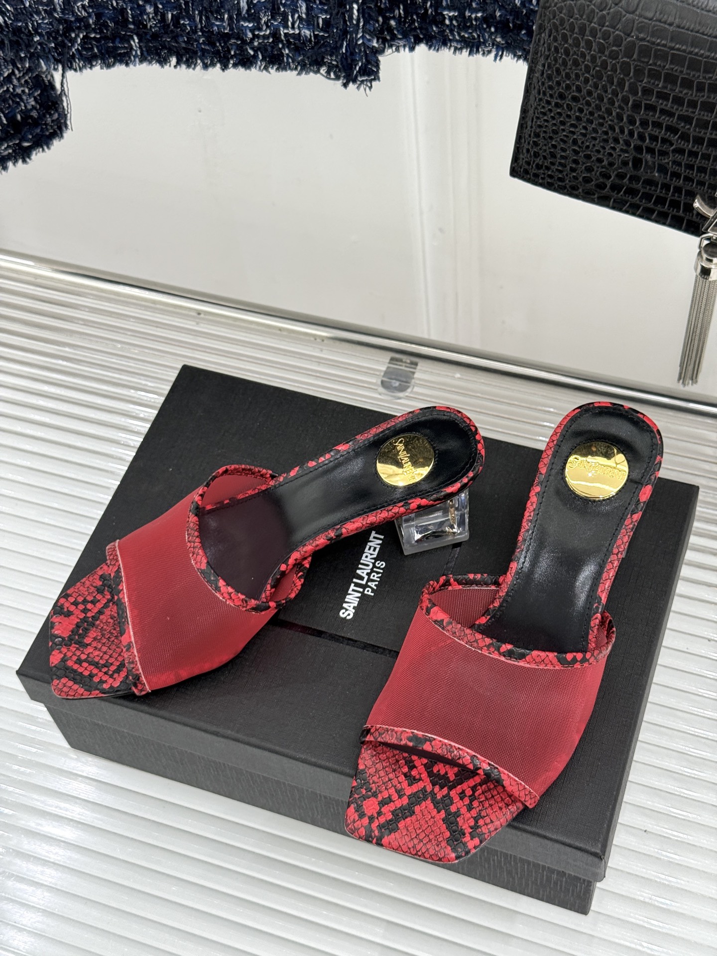 Saint Laurent /圣罗兰26WF新品一字带网面透明跟方头粗跟拖鞋织网纱透出清透呼吸感一字带利