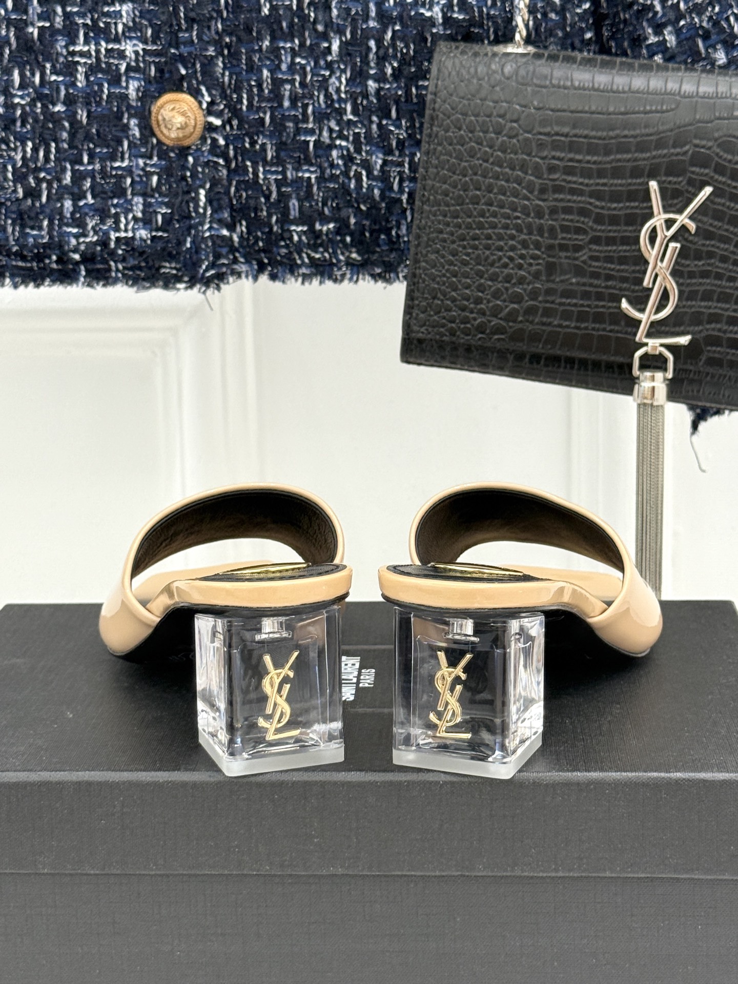 Saint Laurent /圣罗兰26WF新品一字带透明跟方头粗跟拖鞋方头廓形利落又高级透明粗跟稳当显