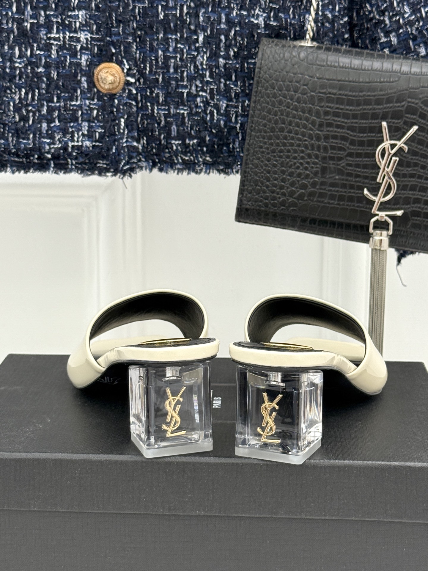 Saint Laurent /圣罗兰26WF新品一字带透明跟方头粗跟拖鞋方头廓形利落又高级透明粗跟稳当显