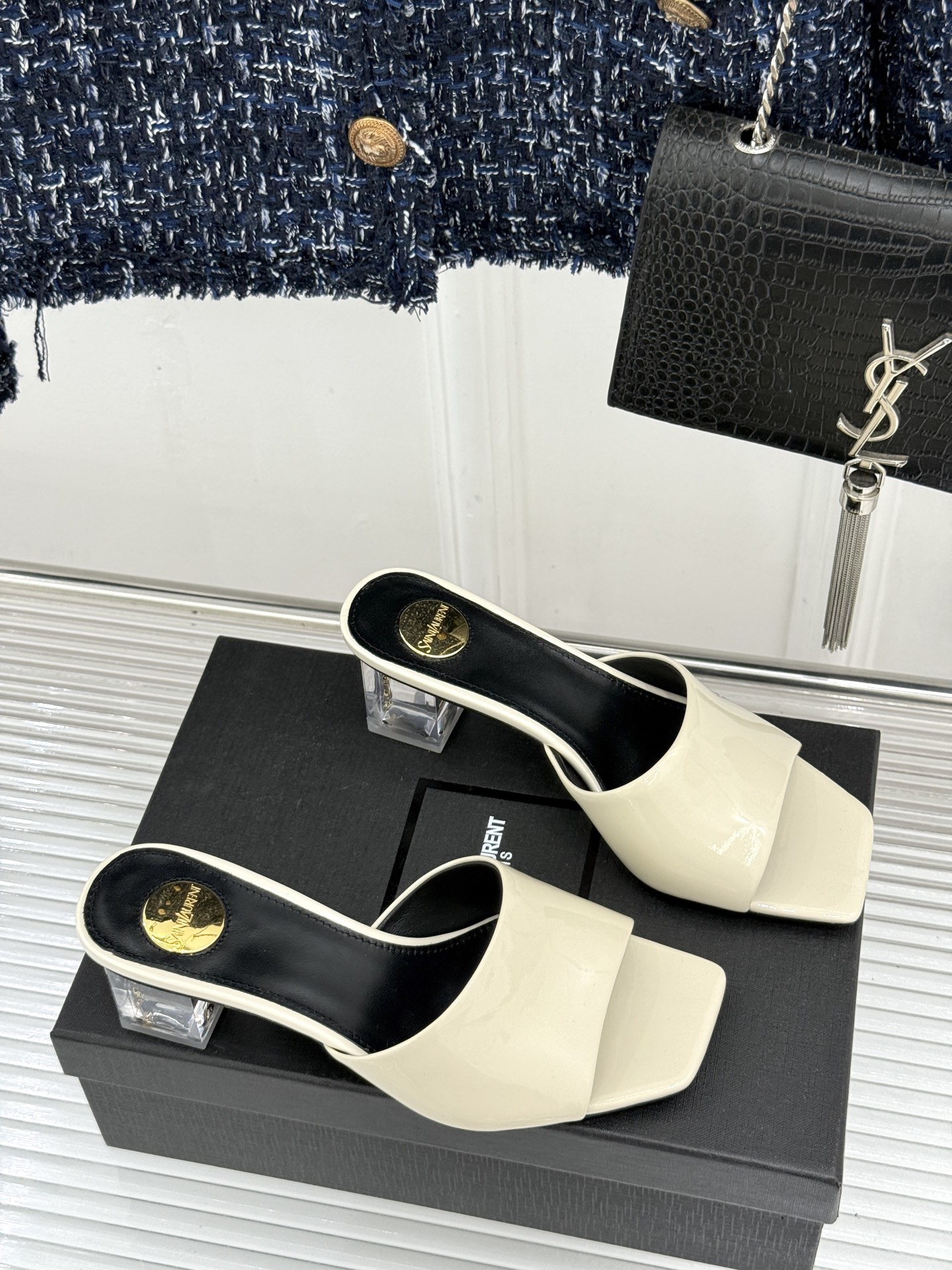 Saint Laurent /圣罗兰26WF新品一字带透明跟方头粗跟拖鞋方头廓形利落又高级透明粗跟稳当显