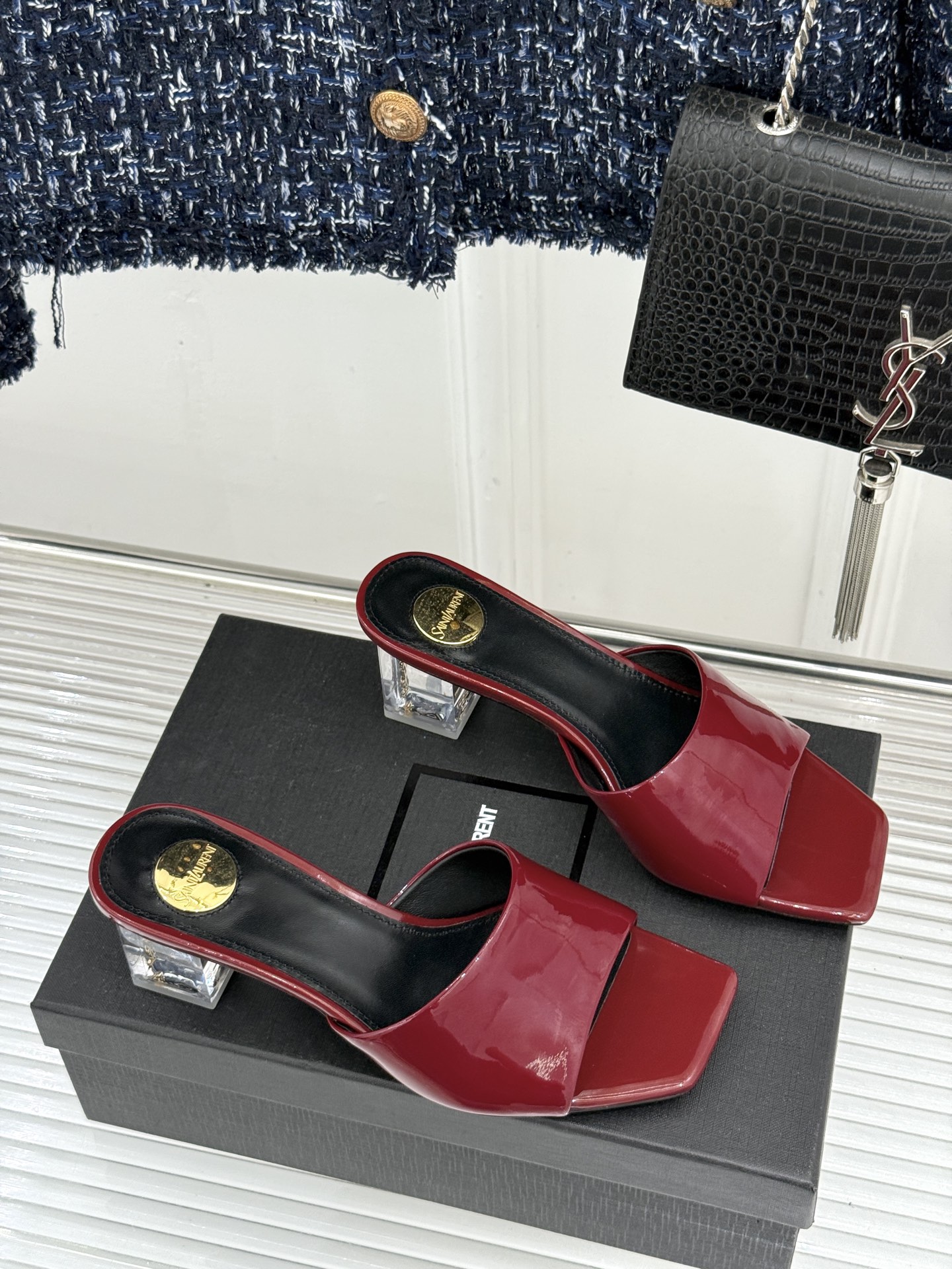 Saint Laurent /圣罗兰26WF新品一字带透明跟方头粗跟拖鞋方头廓形利落又高级透明粗跟稳当显