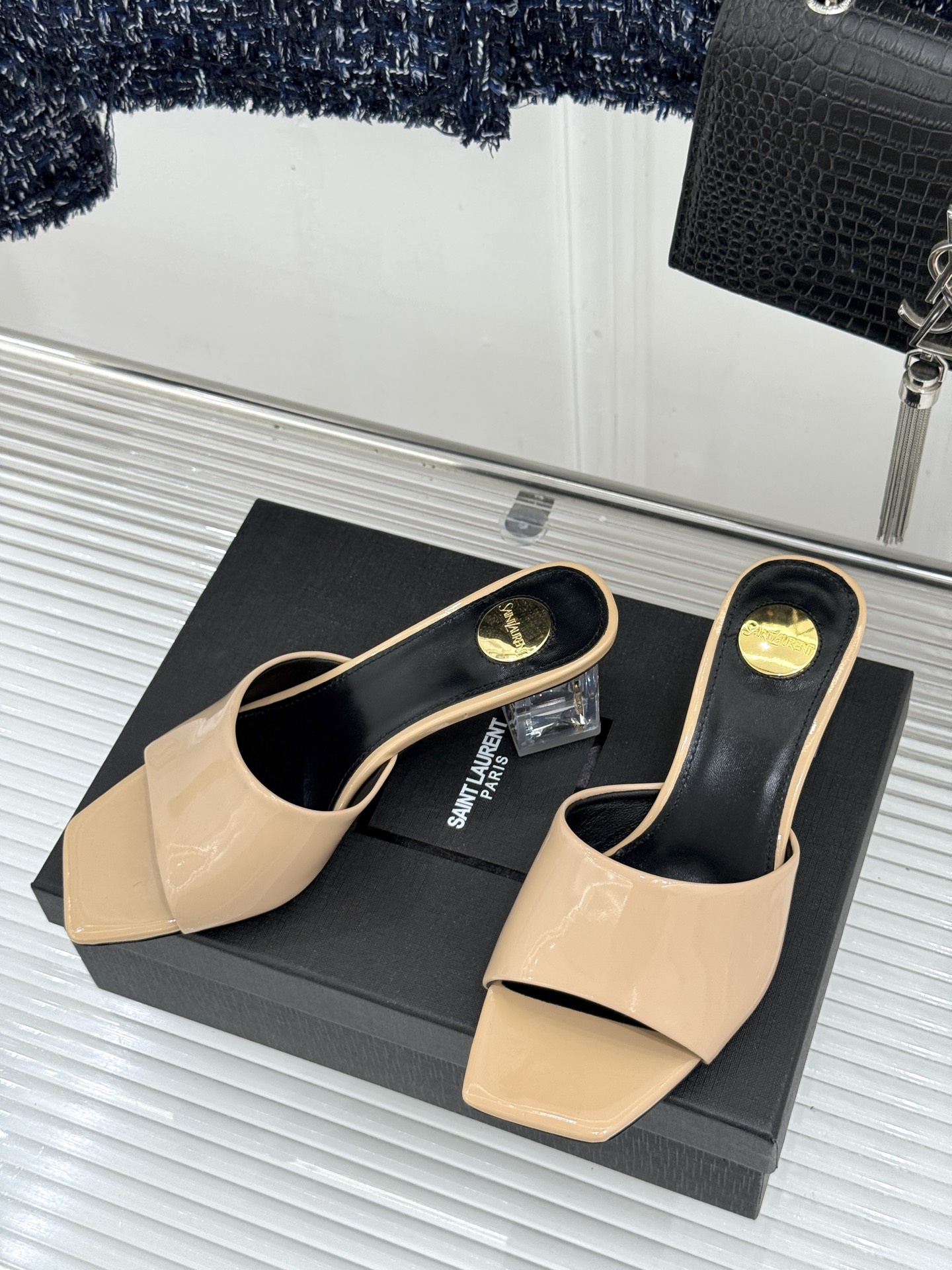 Saint Laurent /圣罗兰26WF新品一字带透明跟方头粗跟拖鞋方头廓形利落又高级透明粗跟稳当显