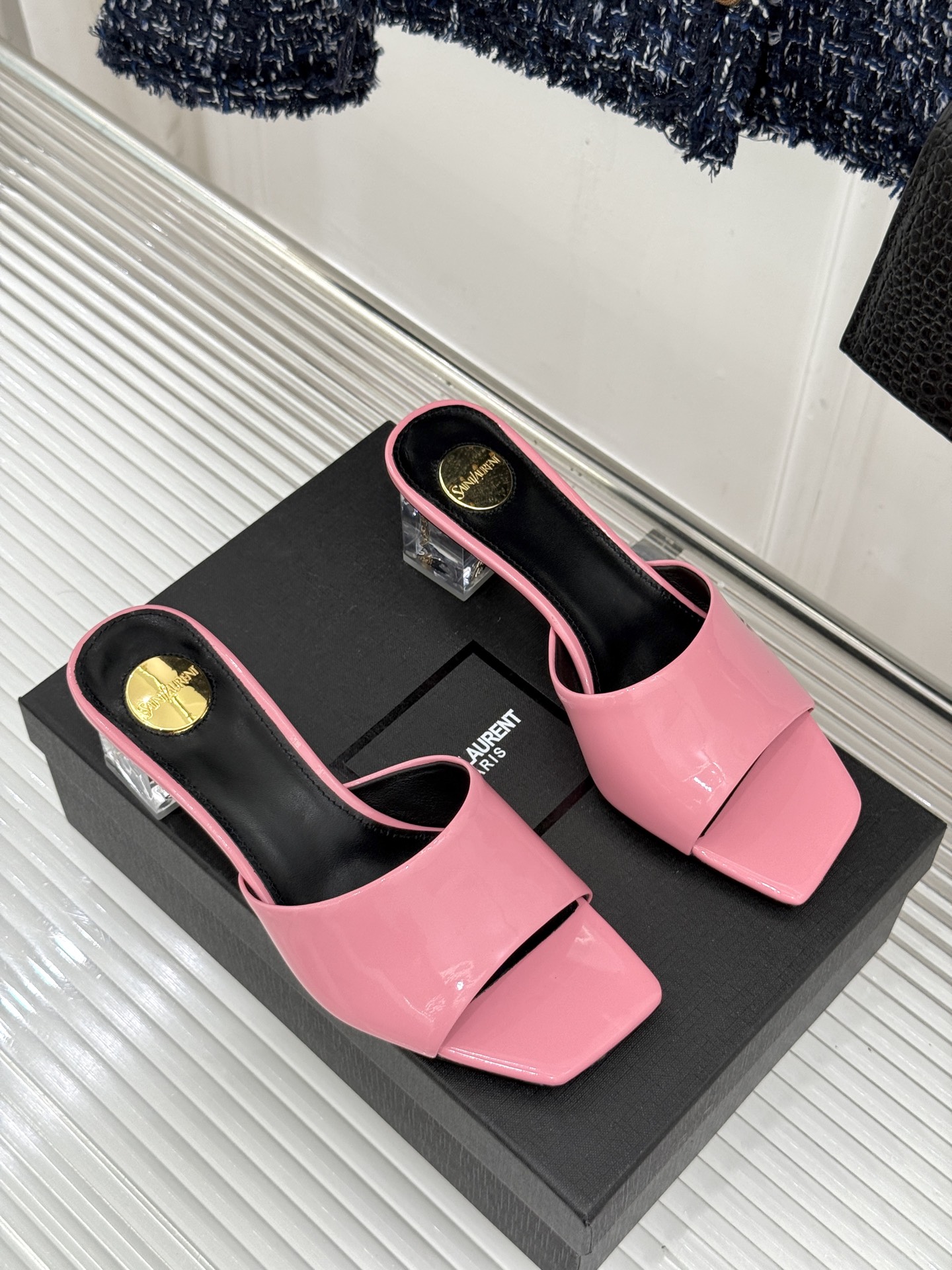 Saint Laurent /圣罗兰26WF新品一字带透明跟方头粗跟拖鞋方头廓形利落又高级透明粗跟稳当显