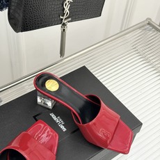 Saint Laurent /圣罗兰26WF新品一字带透明跟方头粗跟拖鞋方头廓形利落又高级透明粗跟稳当显 Saint Laurent /圣罗兰26WF新品一字带透明跟方头粗跟拖鞋方头廓形利落又高级透明粗跟稳当显